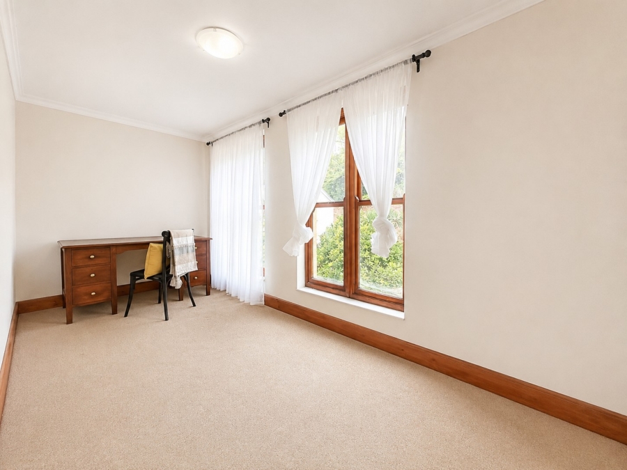 3 Bedroom Property for Sale in Admirals Kloof Western Cape